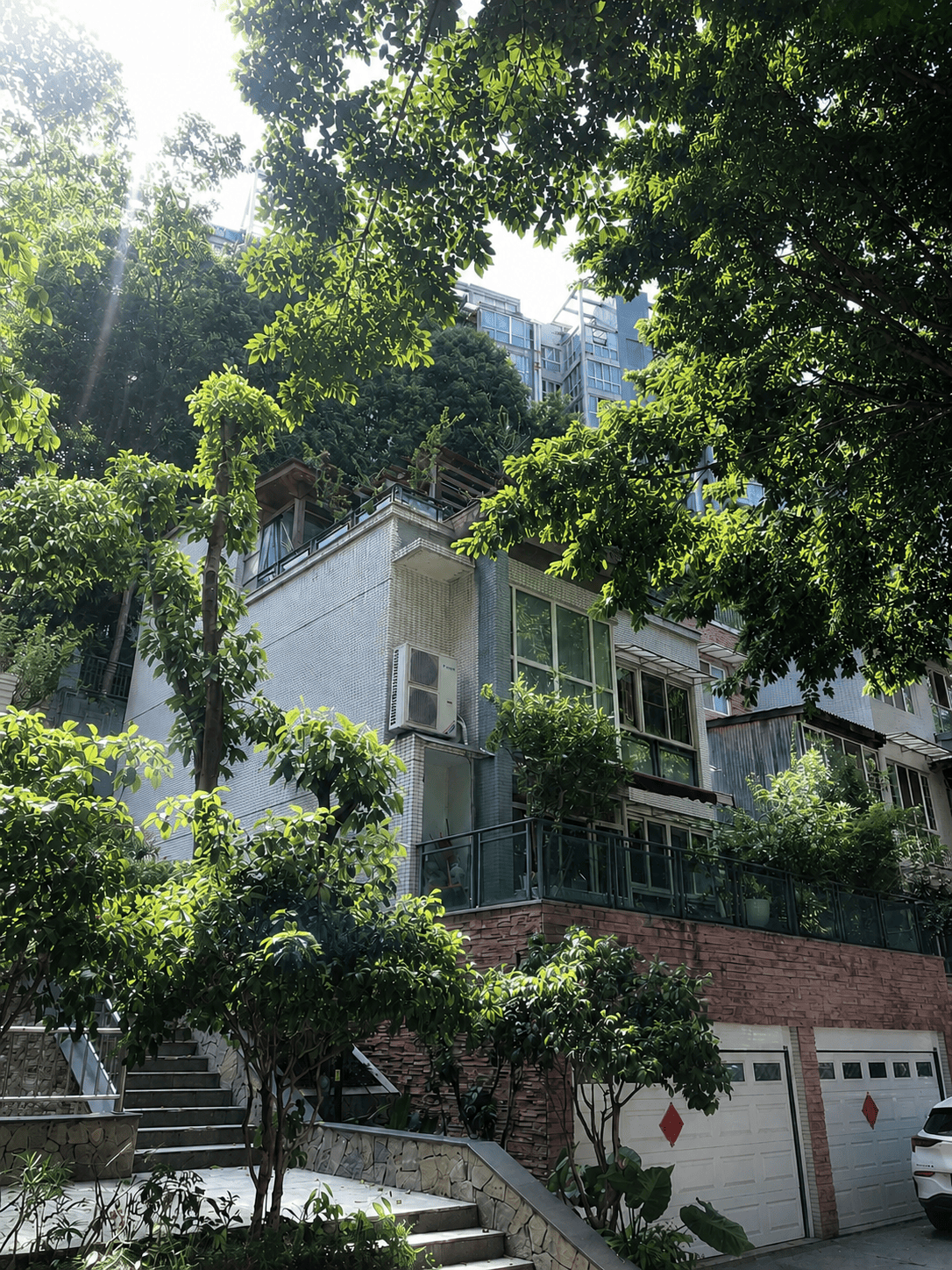 松江岛居岁月从容升级：小小岛老别墅加装蒂升悦行款电梯